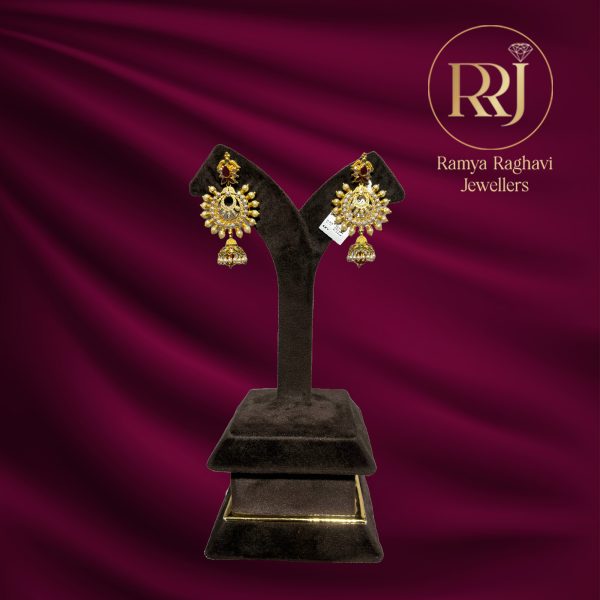 Beautiful Gold Flower Earrings