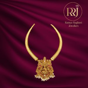 Gold Lakshmi Venkateswara Haram with Unique Design