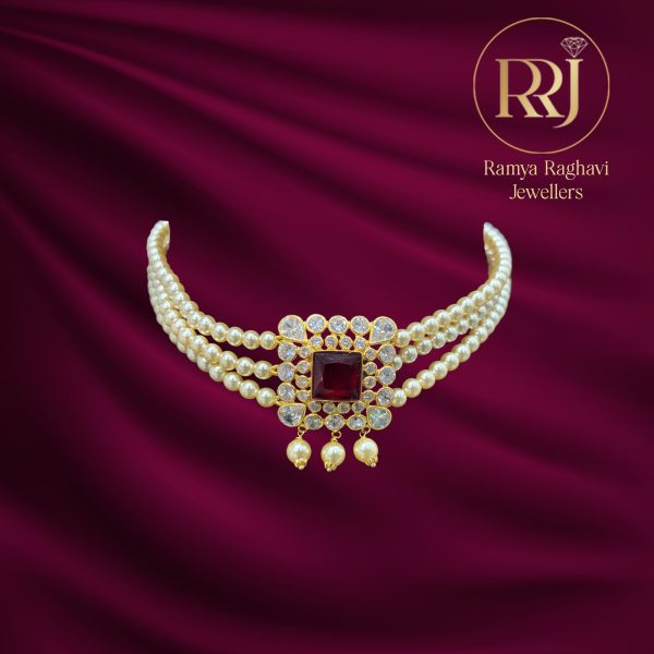 Regal Pearl and Gold Choker