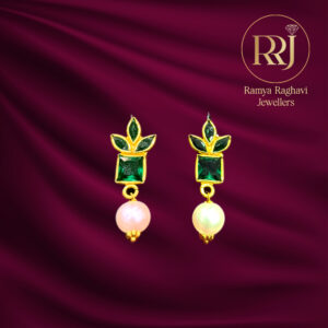 Emerald Pearl Gold Earrings