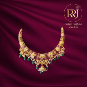 Gold Lattice Choker Necklace with Emeralds & Pearls