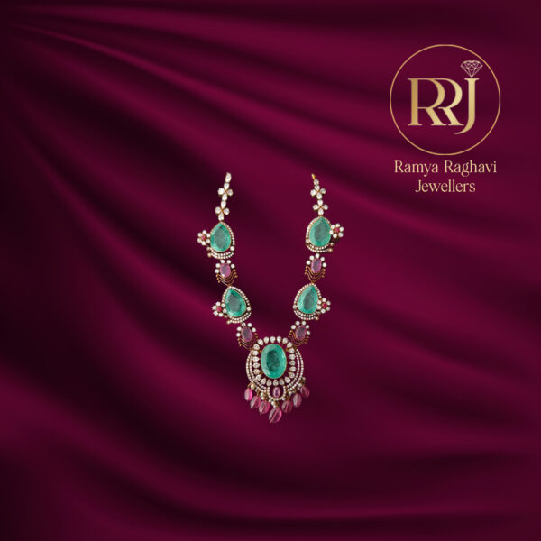 Royal Emerald Diamond Gold Necklace