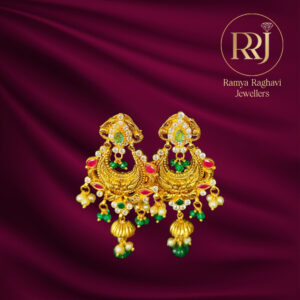 Traditional Crescent Gold Earrings