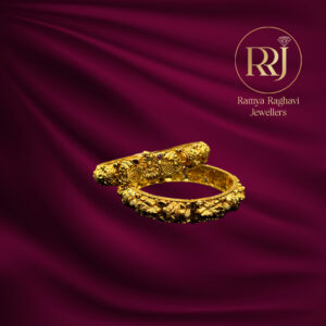 Rajawadi Temple Gold Bangles