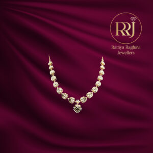 The Floral Lattice Diamond Necklace